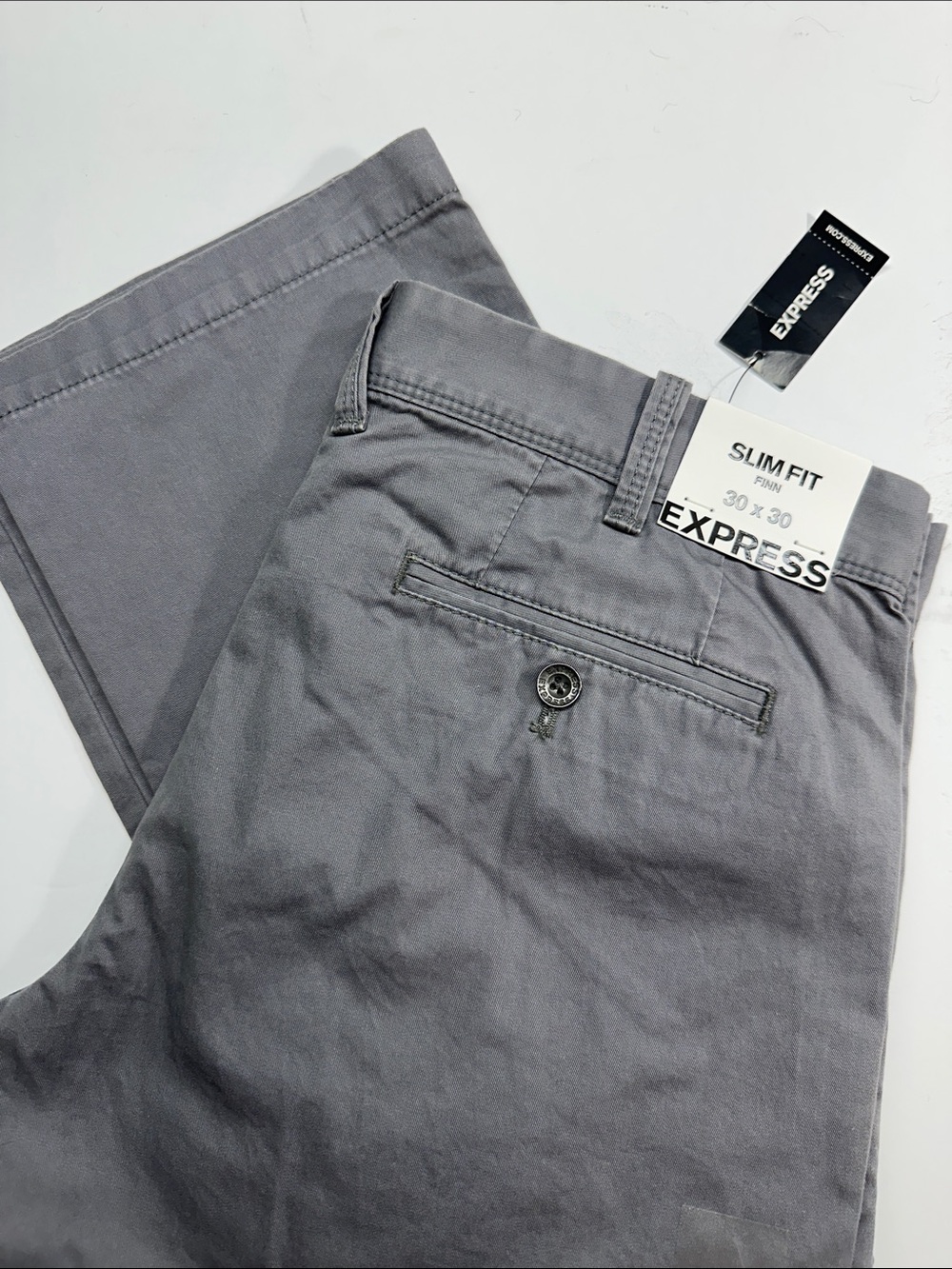 Express Finn Gray Slim Fit Chino Pants, New with Tags, 100% Cotton Men's 30x 30